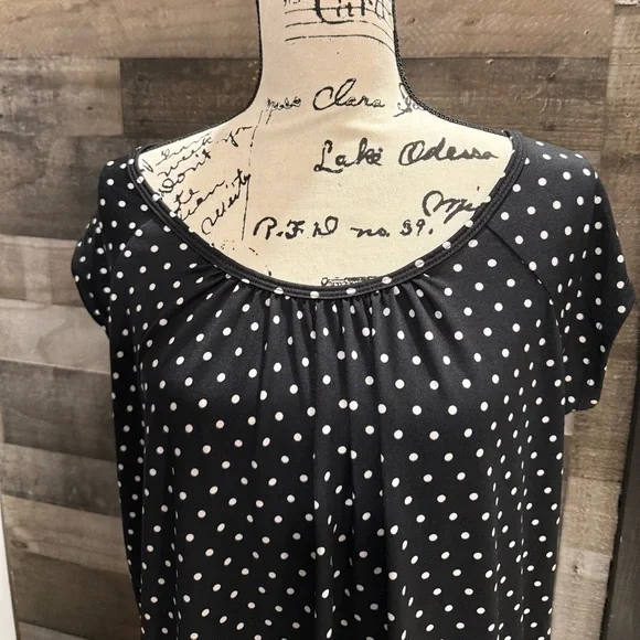 NWT Made By Johnny | Polka Dot Top - Picture 6 of 6